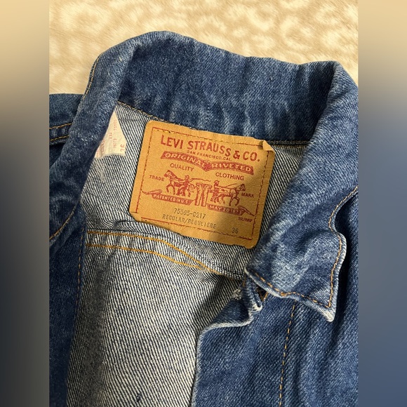 Levi’s Jean Jacket - Picture 2 of 2
